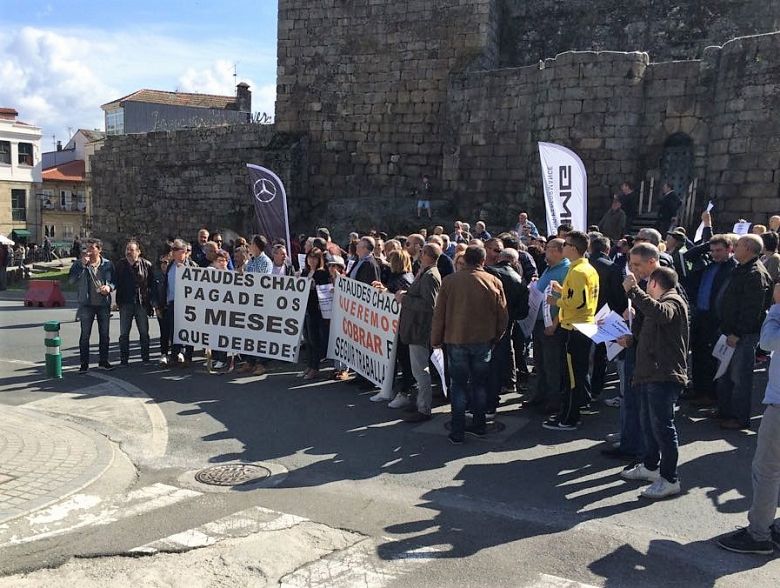 18-04-28 ProtestaAtaudesChaoRibadavia04.jpg